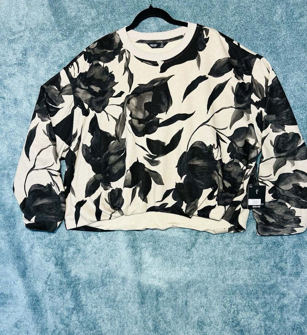 Simply Vera Wang Floral Sweatshirt XXL Beige Black Bubble Hem NWT